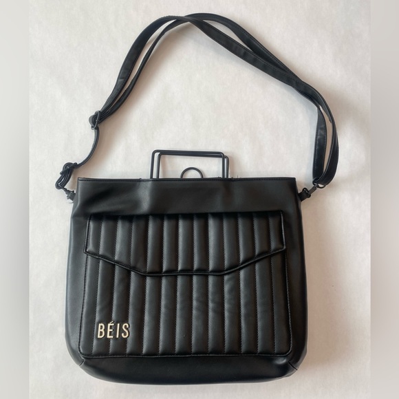 BEIS Bags Beis The Messenger Backpack In Faux Leather